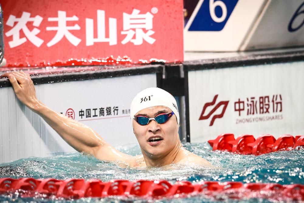 方向靠拢